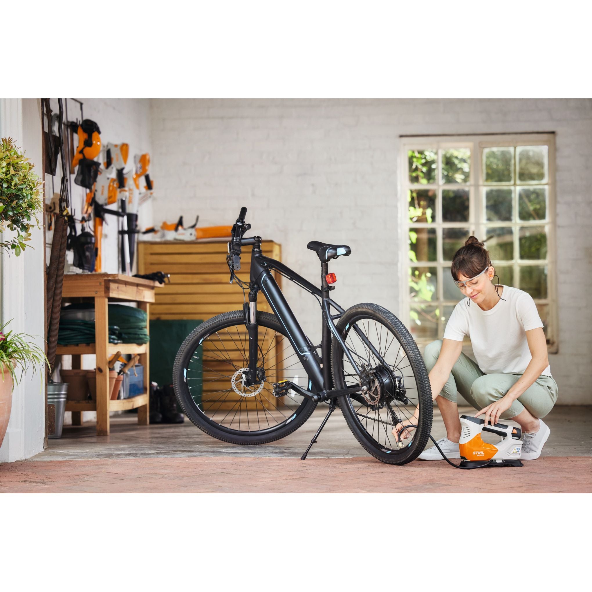 STIHL KOA 20 utan batteri och laddare