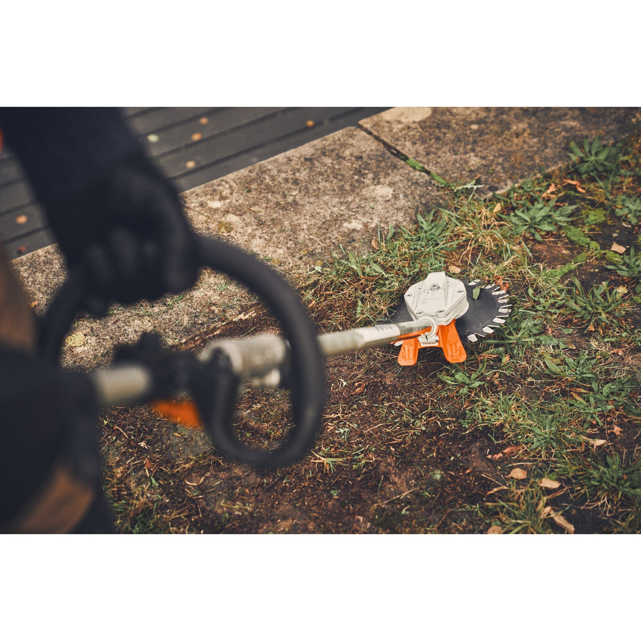 STIHL KMA 200 R utan batteri och laddare