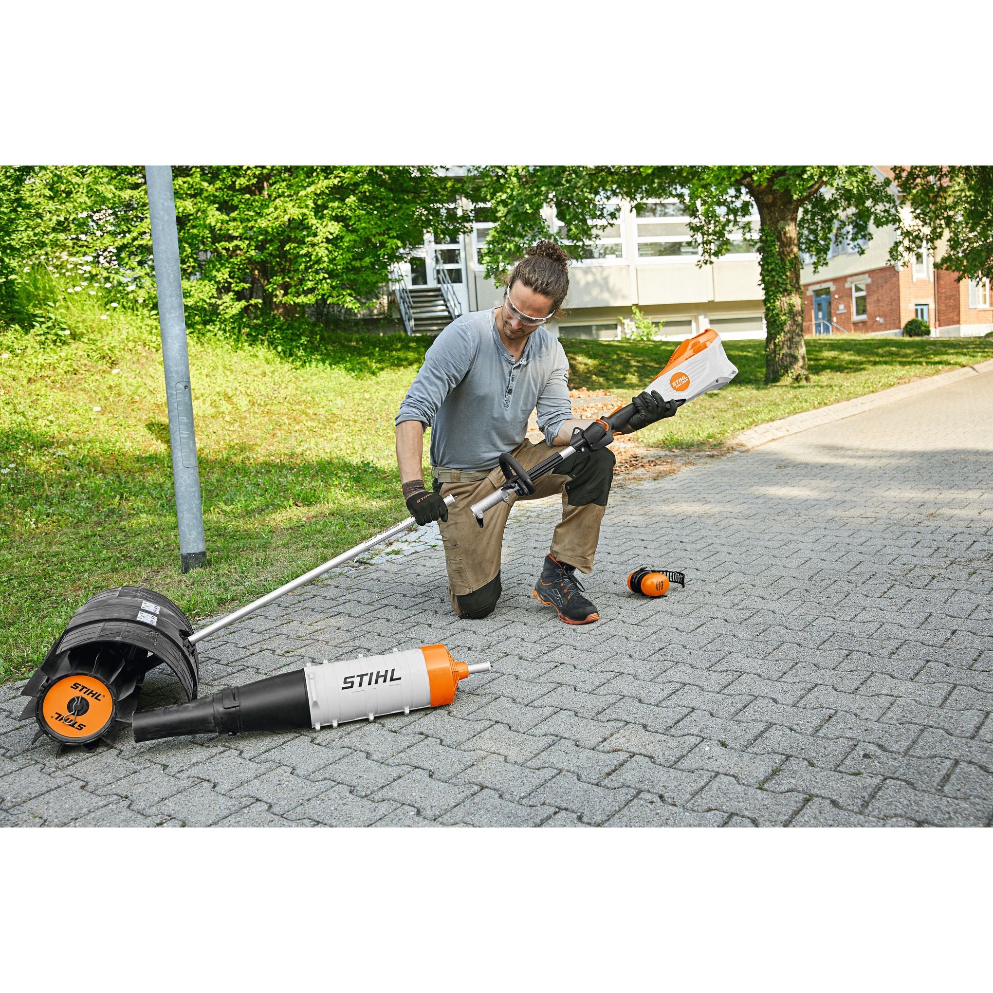 STIHL KMA 135 R utan batteri och laddare