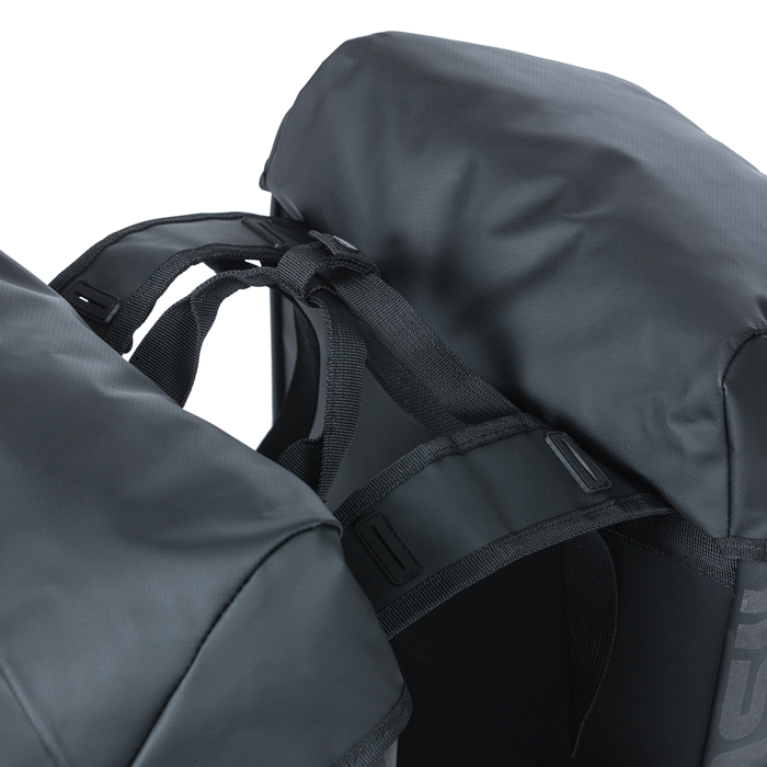 BASIL MILES DUBBELVÄSKA TARPAULIN SVART/ORANGE