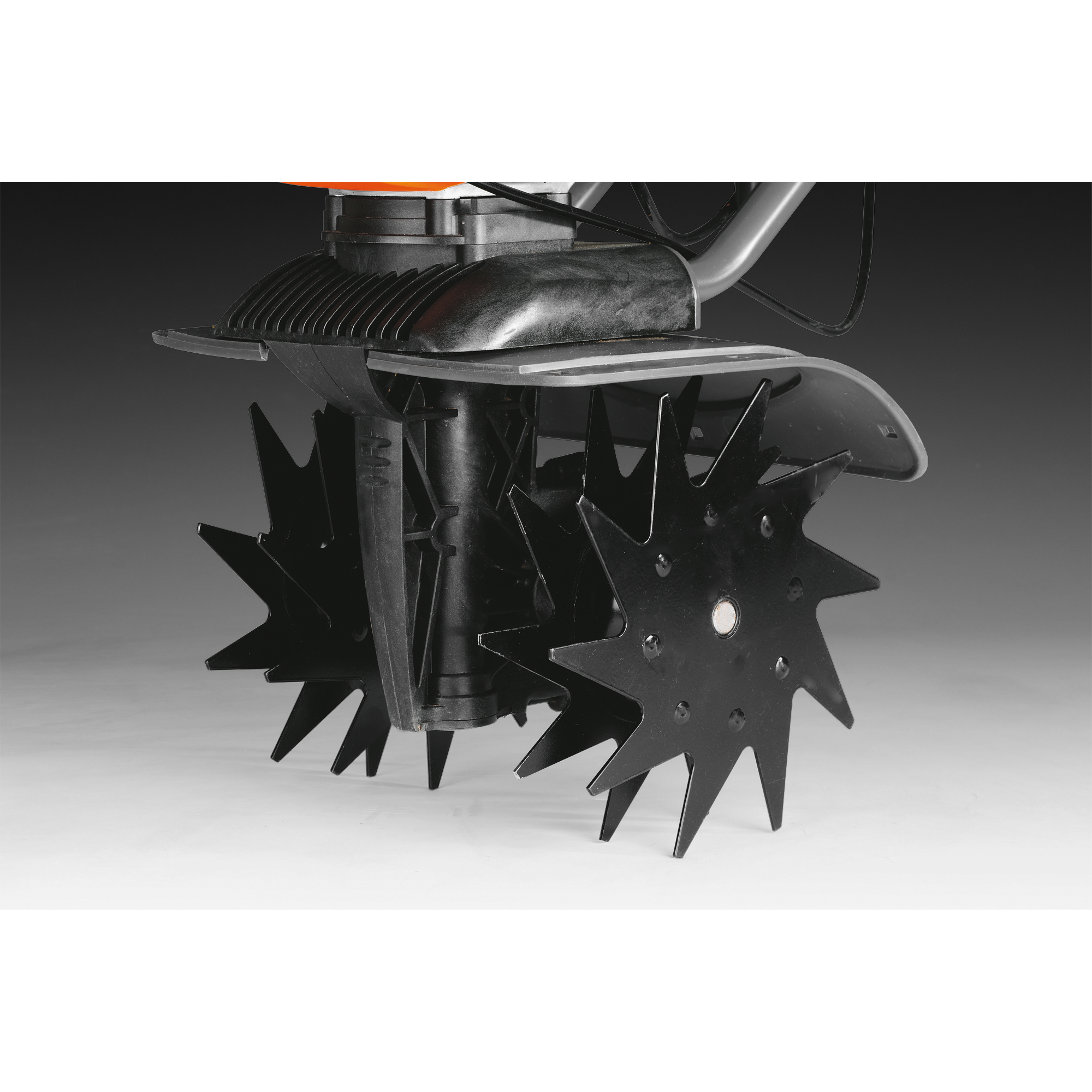 HUSQVARNA Vertikalskärare