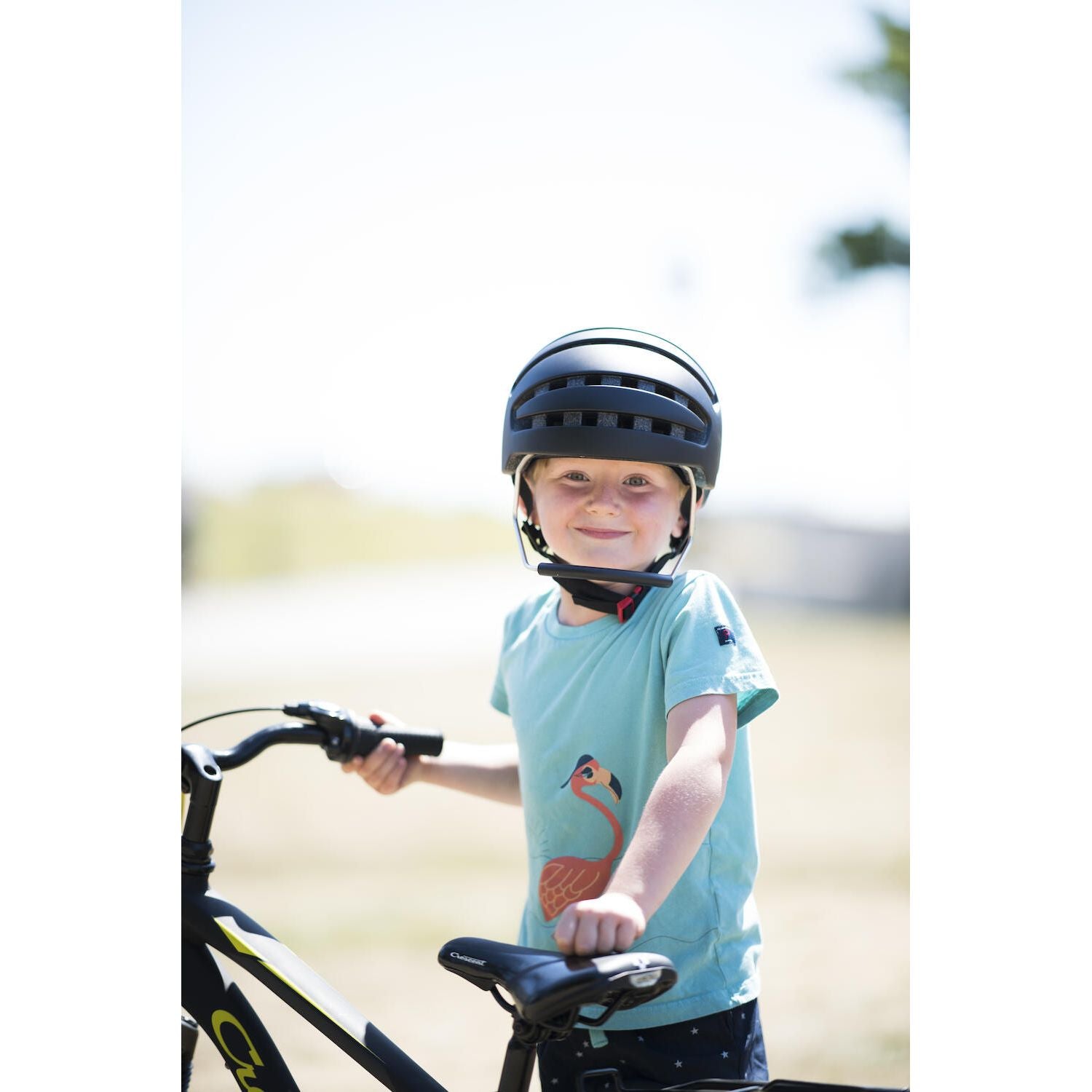 TEC Hjälm Boo MIPS 52-56 svart